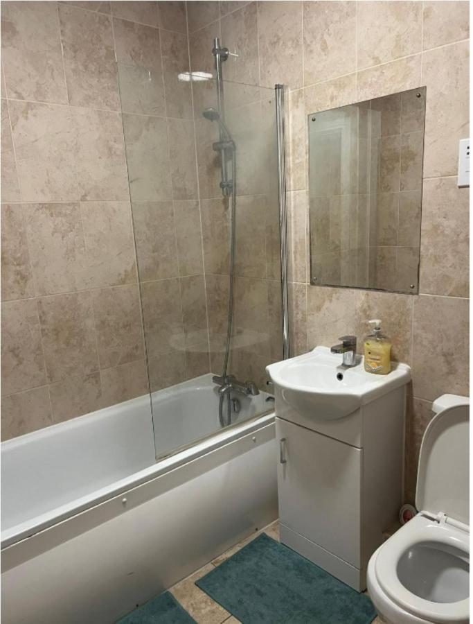 דירות ברקינג Modern And Stylish 1Bed Flat מראה חיצוני תמונה