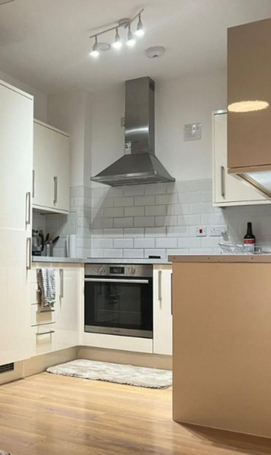 דירות ברקינג Modern And Stylish 1Bed Flat מראה חיצוני תמונה